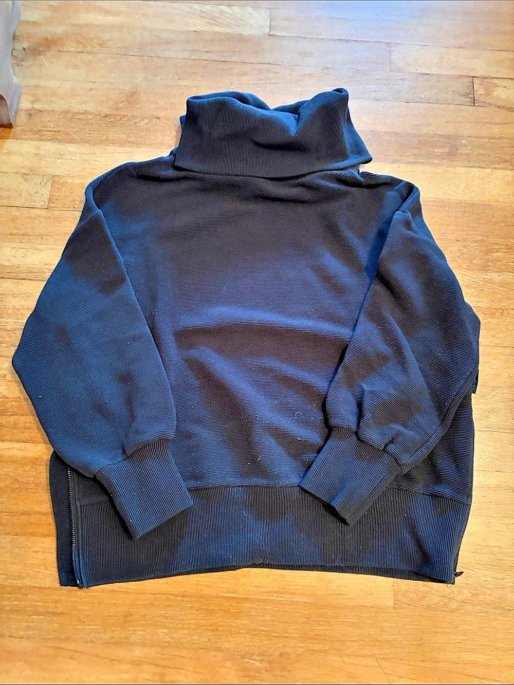 Varley Milton Sweat Ribbed Quarter-Zip Sweatshirt in Black